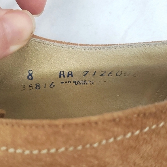 Vintage Tan Women's Flats & Loafers - Picture 7 of 7